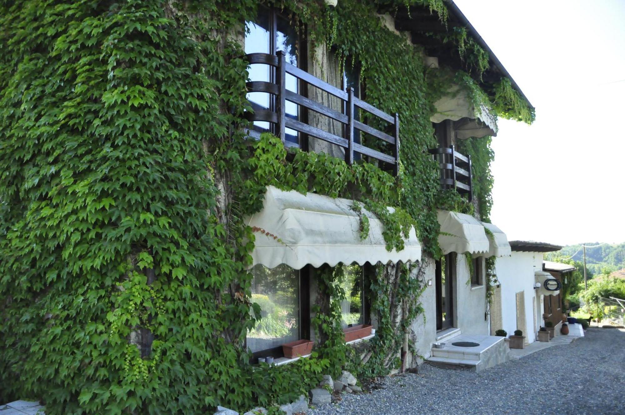 Premiata Osteria Dei Fiori Panzió Cortiglione Kültér fotó